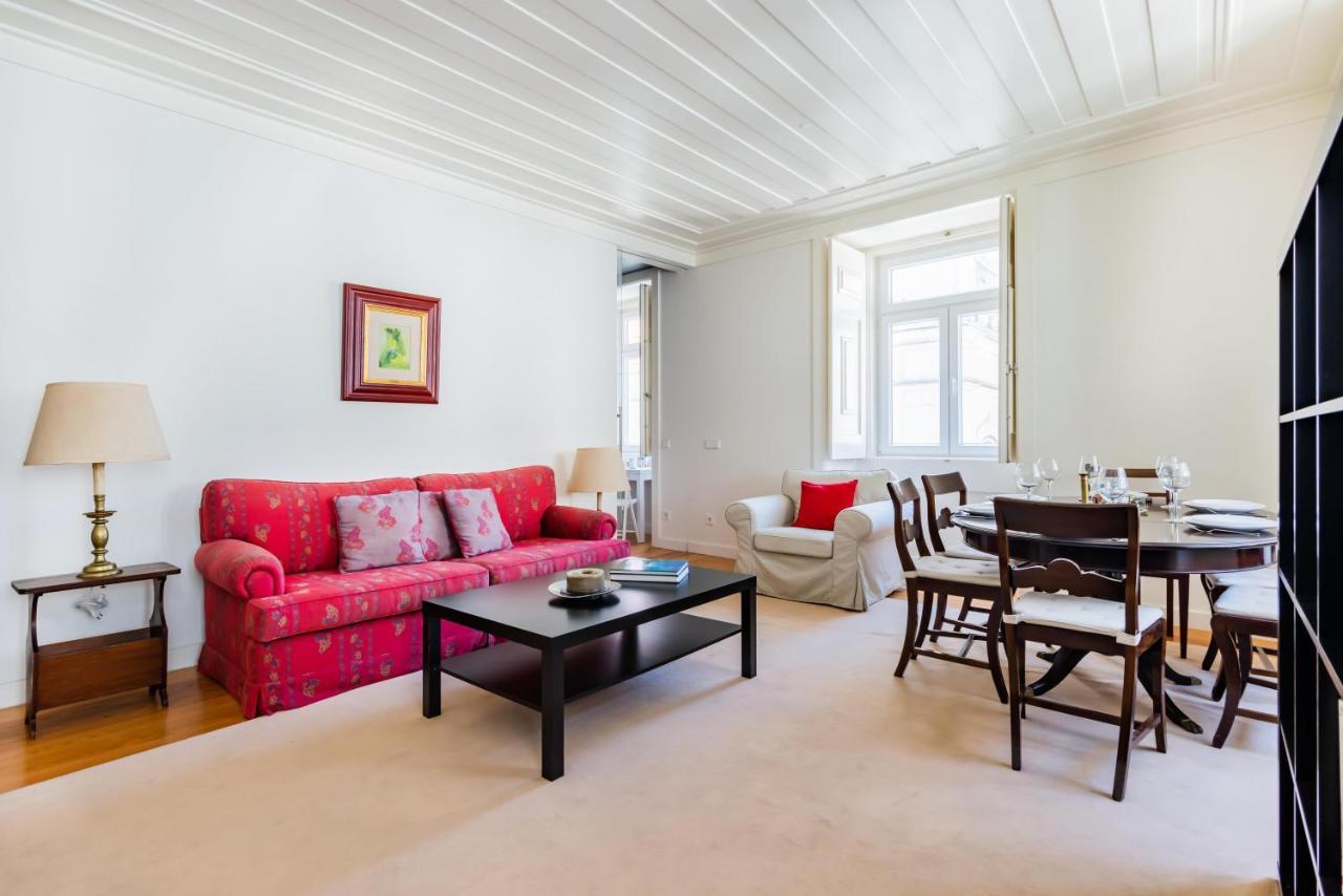 Chiado Prime Garrett Apartment Lisbon Bagian luar foto