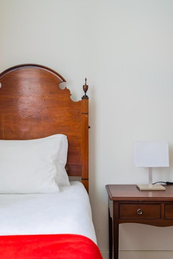 Chiado Prime Garrett Apartment Lisbon Bagian luar foto