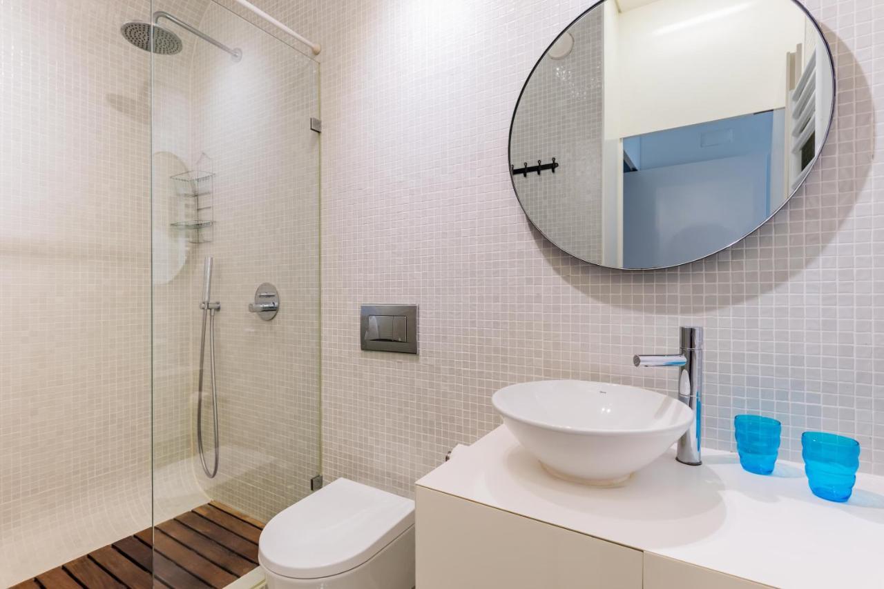 Chiado Prime Garrett Apartment Lisbon Bagian luar foto